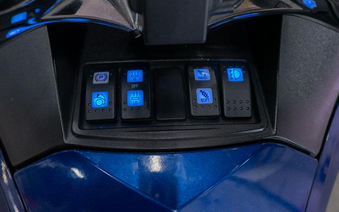2011 Can-Am Spyder® RT Audio & Convenience SE5