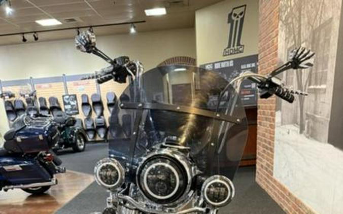 2011 Harley-Davidson® FLHR - Road King®