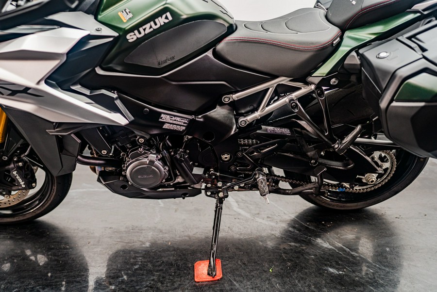 2024 Suzuki GSX-S1000GX+