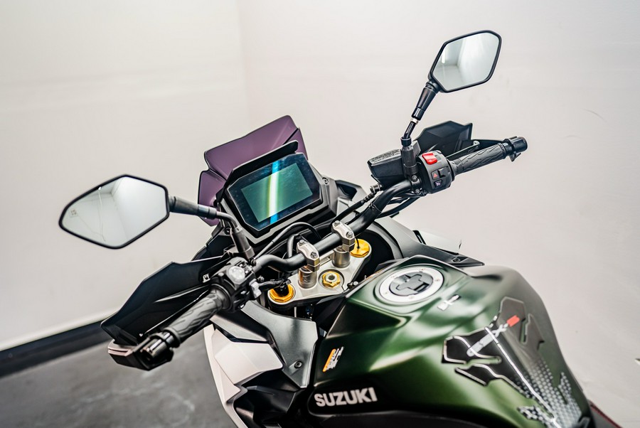 2024 Suzuki GSX-S1000GX+