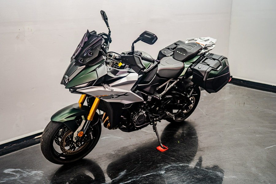 2024 Suzuki GSX-S1000GX+
