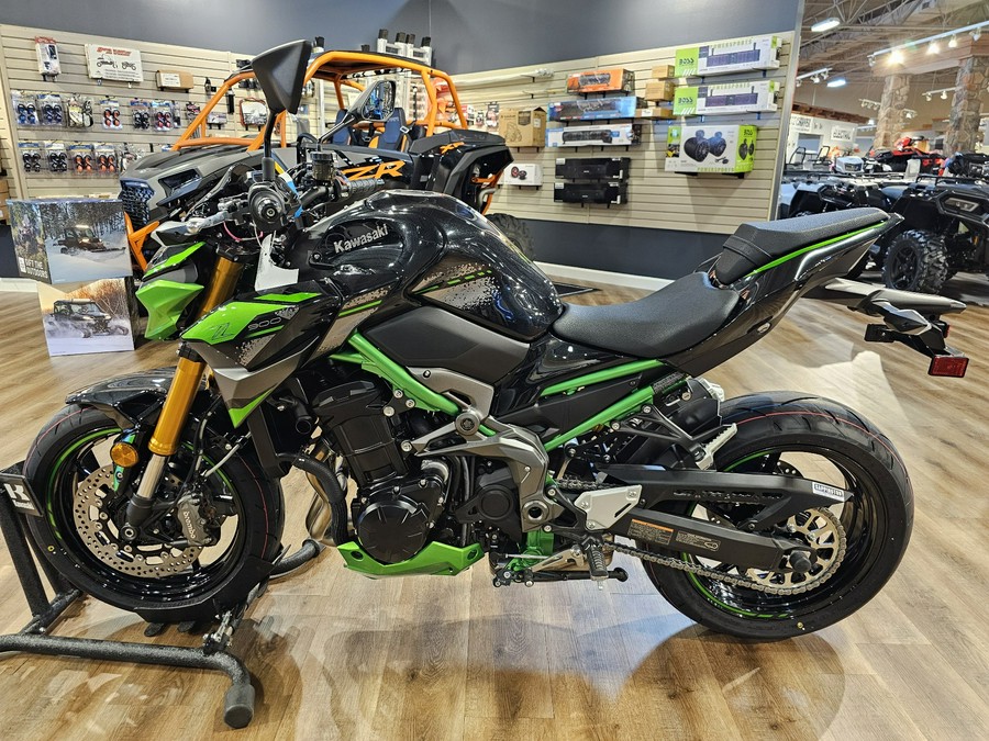 2024 Kawasaki Z900 SE ABS