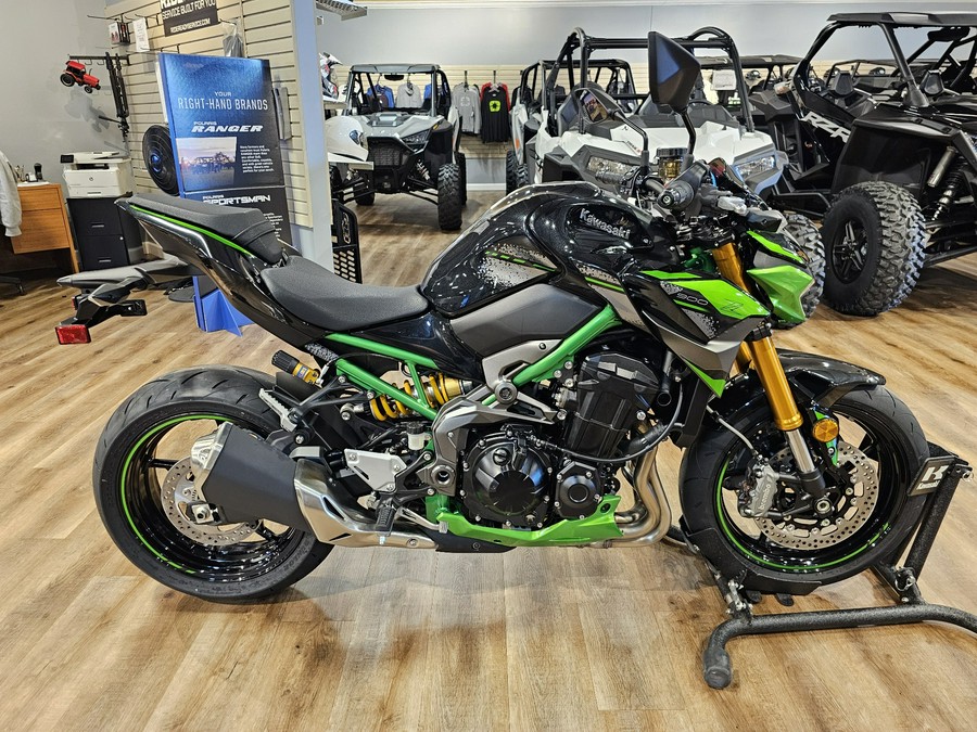 2024 Kawasaki Z900 SE ABS