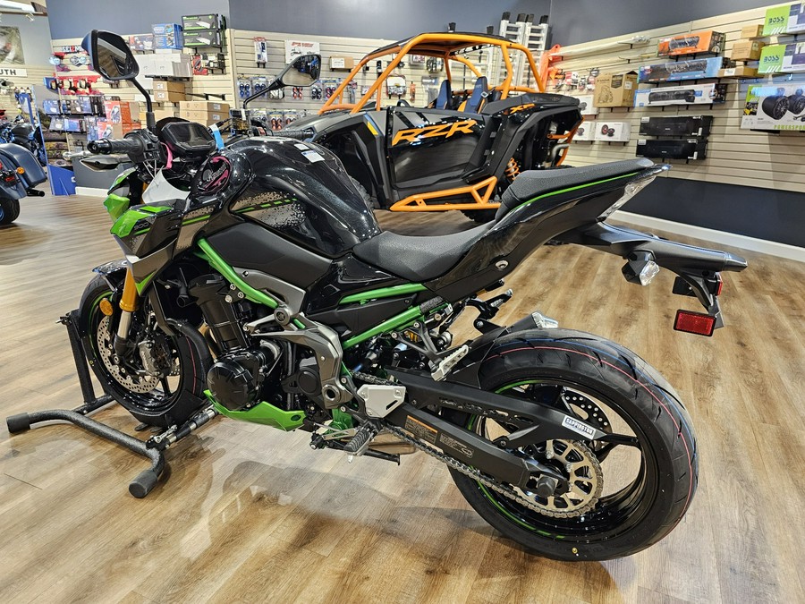 2024 Kawasaki Z900 SE ABS