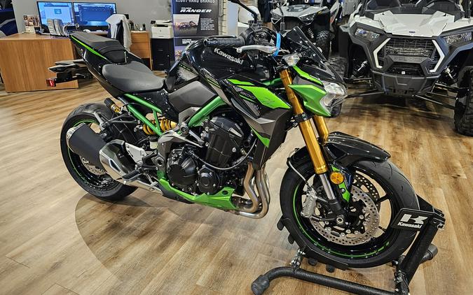 2024 Kawasaki Z900 SE ABS