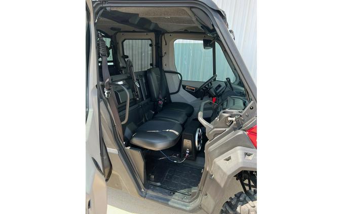 2019 Can-Am Defender Max XT Cab HD10