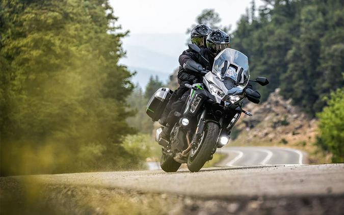 2025 Kawasaki Versys 1100 SE LT ABS