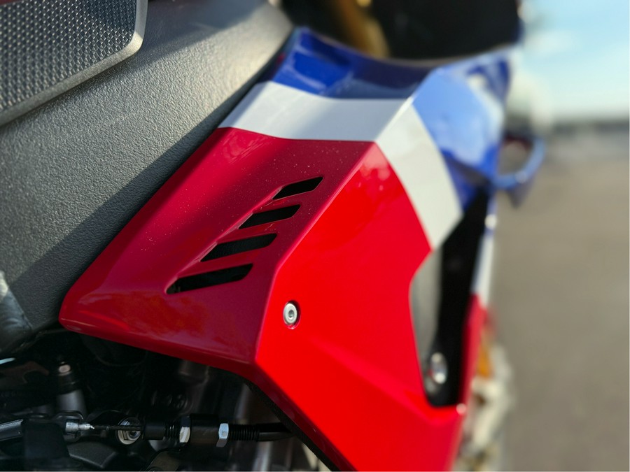 2025 Honda CBR1000RR-R Fireblade SP