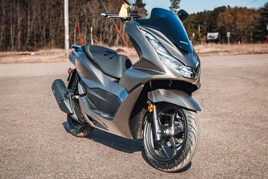 2023 Honda® PCX