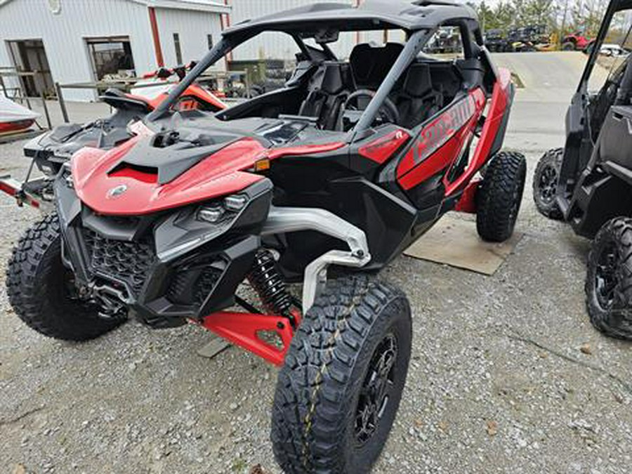 2024 Can-Am Maverick R X 999T DCT