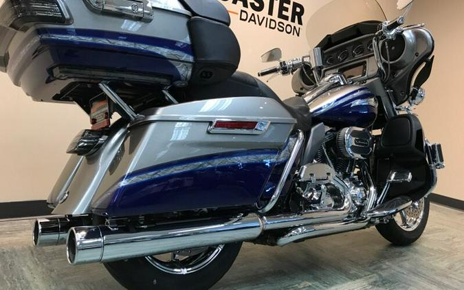 2016 Harley-Davidson CVO Limited Palladium Silver/Phantom Blue FLHTKSE