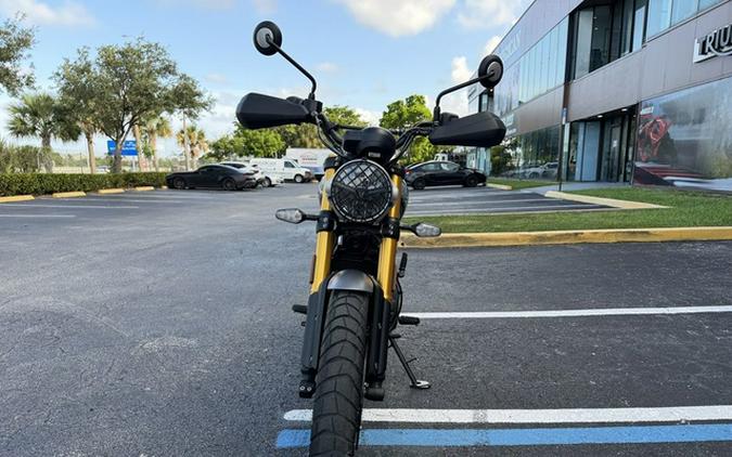 2024 Triumph Scrambler 400 X Phantom Black Silver Ice