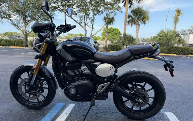 2024 Triumph Scrambler 400 X Phantom Black Silver Ice