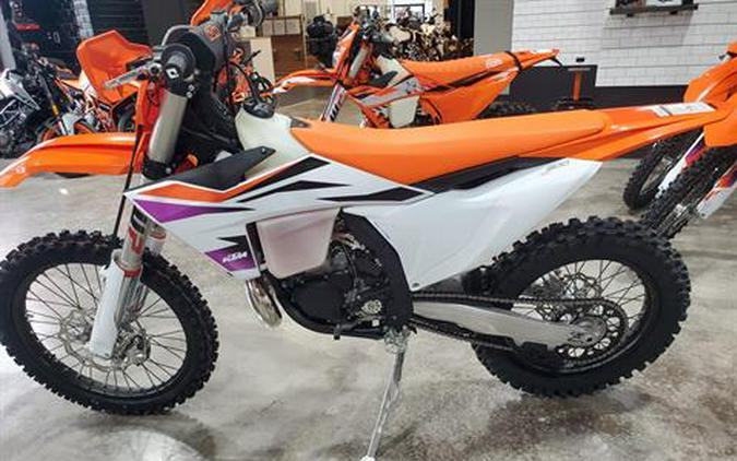 2024 KTM 300 XC