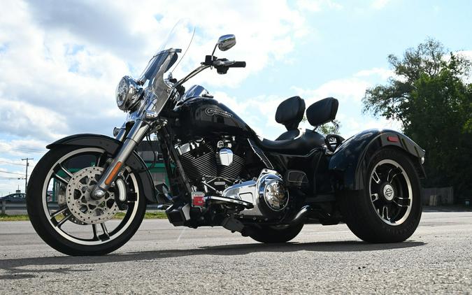 2015 Harley-Davidson® FLRT Freewheeler