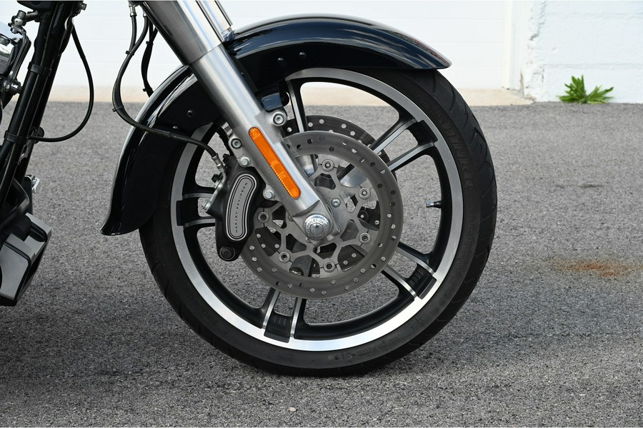 2015 Harley-Davidson® FLRT Freewheeler