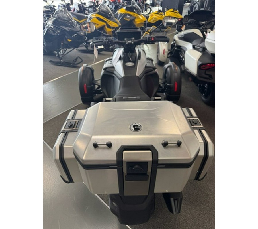 2025 Can-Am Canyon XT