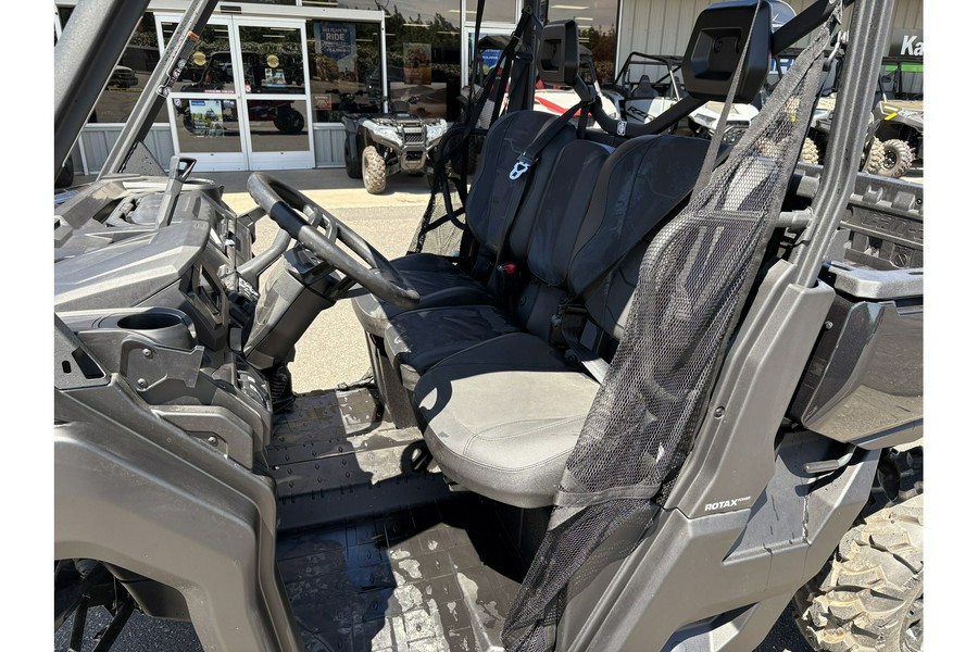 2025 Can-Am Defender XT HD10