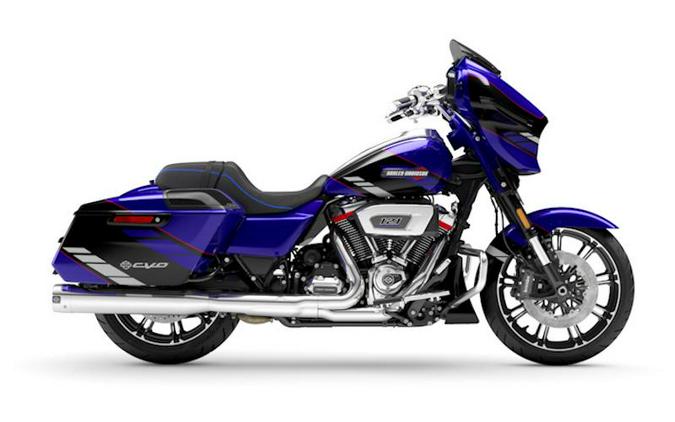 2025 Harley-Davidson® FLHXSE - CVO™ Street Glide®