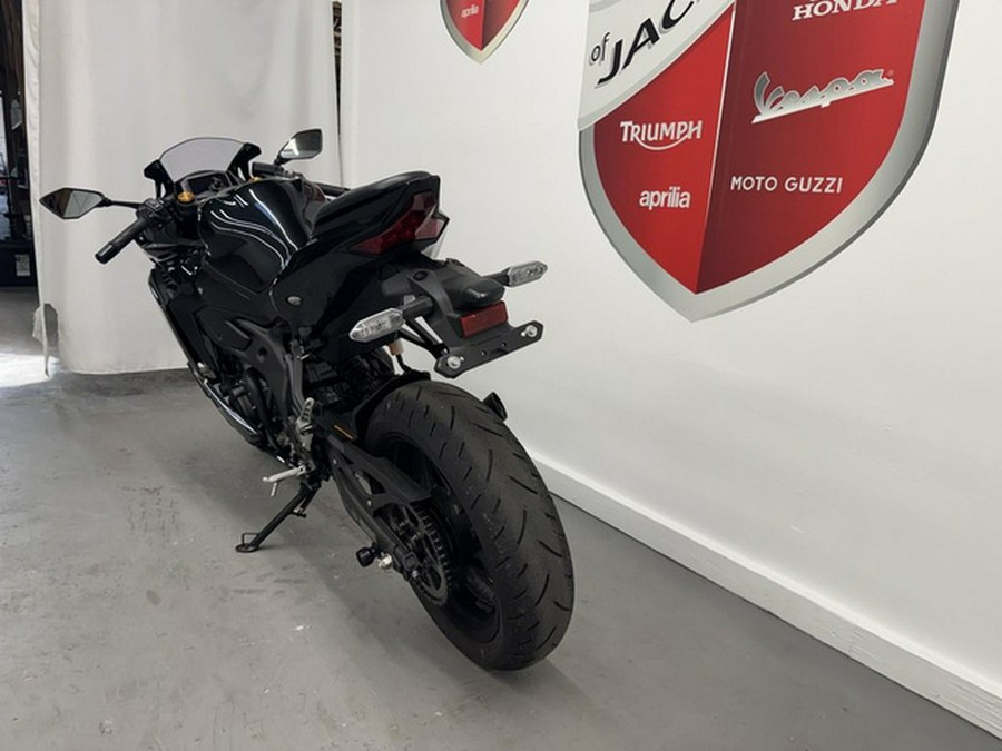 2025 Kawasaki NINJA ZX-4R ABS