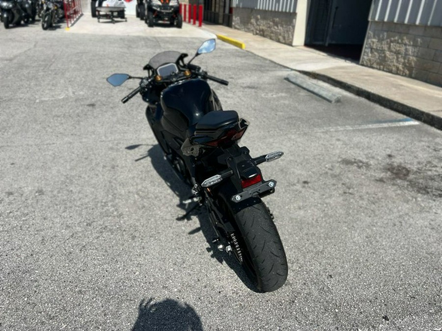2025 Kawasaki NINJA ZX-4R ABS