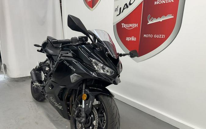 2025 Kawasaki NINJA ZX-4R ABS