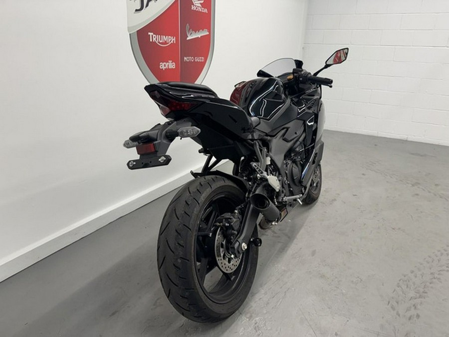 2025 Kawasaki NINJA ZX-4R ABS
