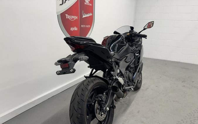 2025 Kawasaki NINJA ZX-4R ABS