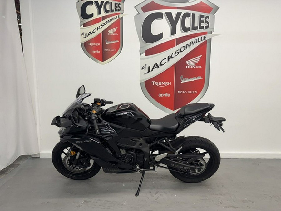 2025 Kawasaki NINJA ZX-4R ABS