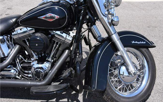 2015 Harley-Davidson® FLSTC Heritage Softail Classic