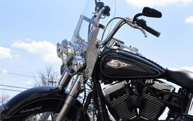 2015 Harley-Davidson® FLSTC Heritage Softail Classic