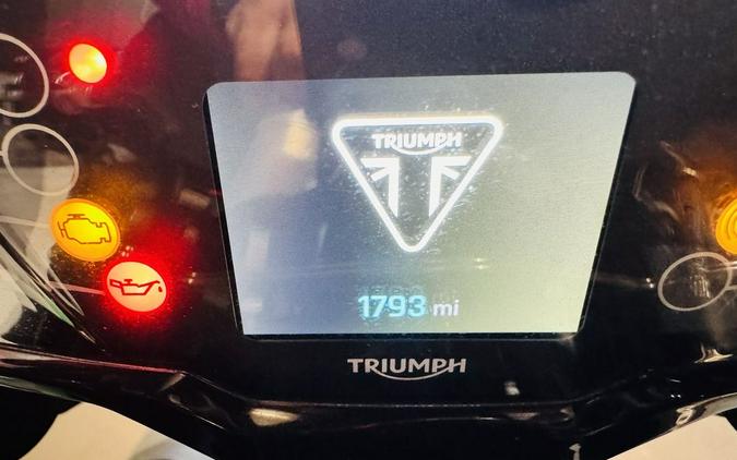 2024 Triumph Street Triple 765 R Silver Ice