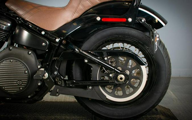 2018 Harley-Davidson Street Bob Vivid Black