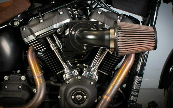 2018 Harley-Davidson Street Bob Vivid Black