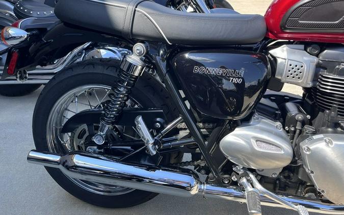 2020 Triumph Bonneville T100 Cranberry Red