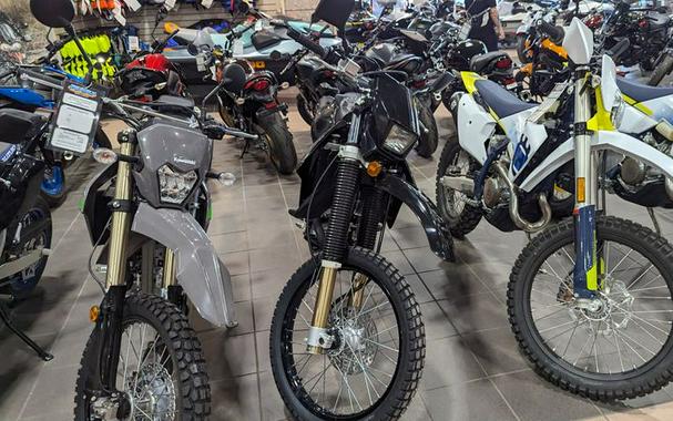 Used 2024 SUZUKI DRZ 400S BASE