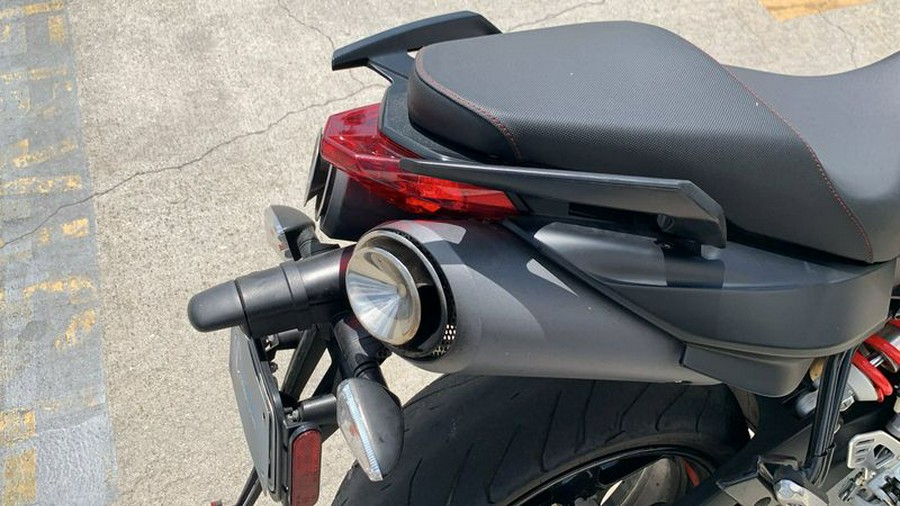 2018 Aprilia SHIVER 900