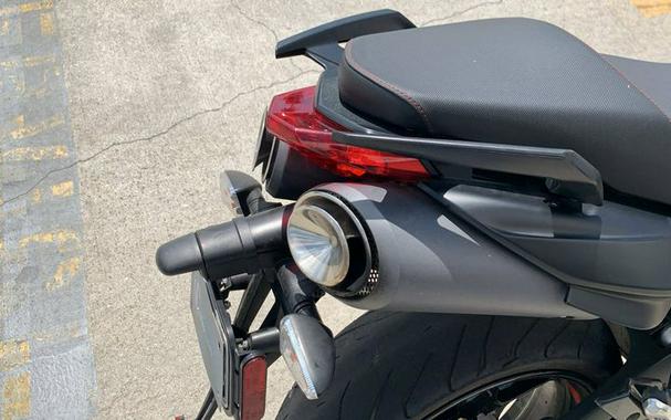 2018 Aprilia SHIVER 900