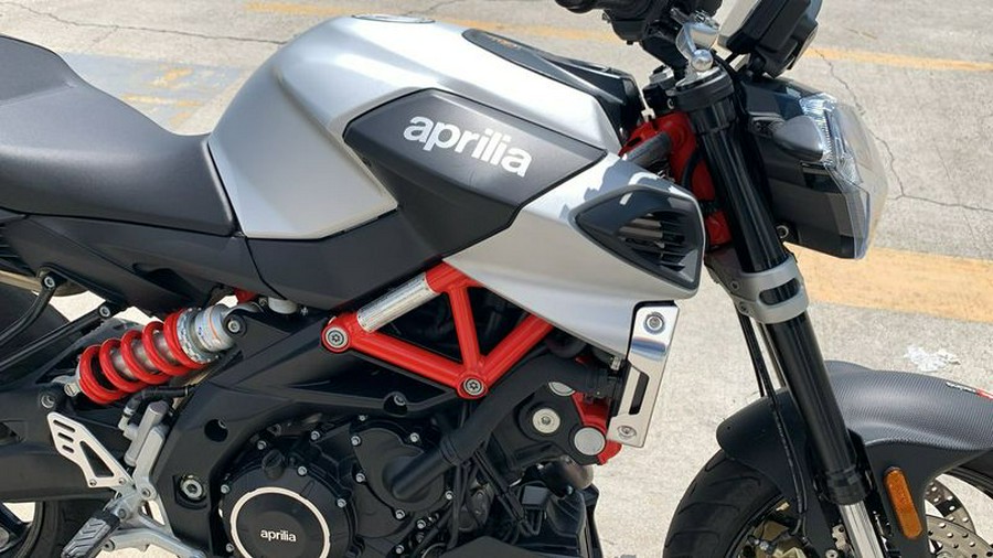 2018 Aprilia SHIVER 900