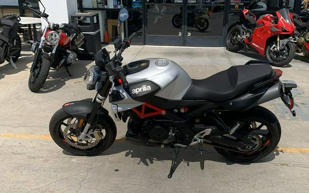 2018 Aprilia SHIVER 900