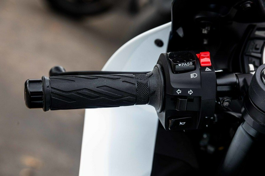 2025 Suzuki GSX-R 600