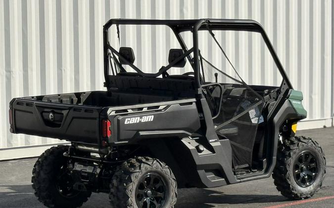 2026 Can-Am® Defender HD7