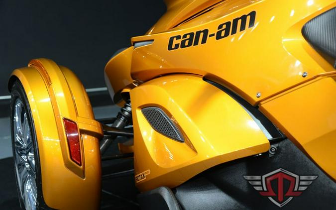 2014 Can-Am Spyder ST Limited SE5