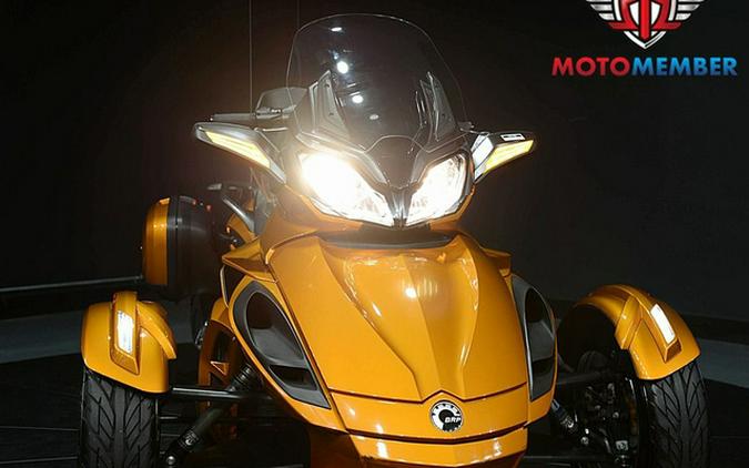 2014 Can-Am Spyder ST Limited SE5