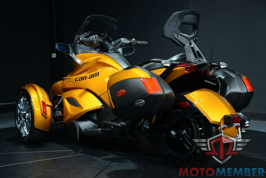 2014 Can-Am Spyder ST Limited SE5