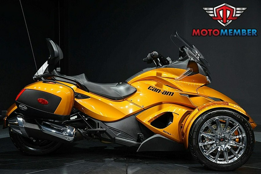 2014 Can-Am Spyder ST Limited SE5