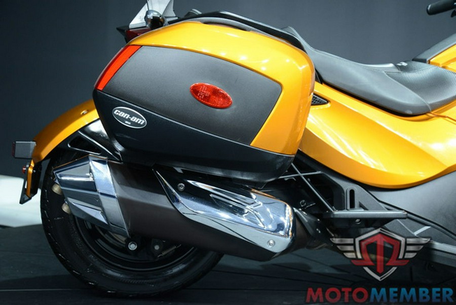 2014 Can-Am Spyder ST Limited SE5