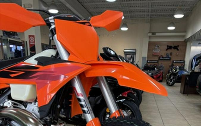 2027 KTM XC 300