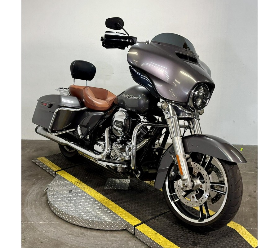 FLHX 2014 Street Glide®