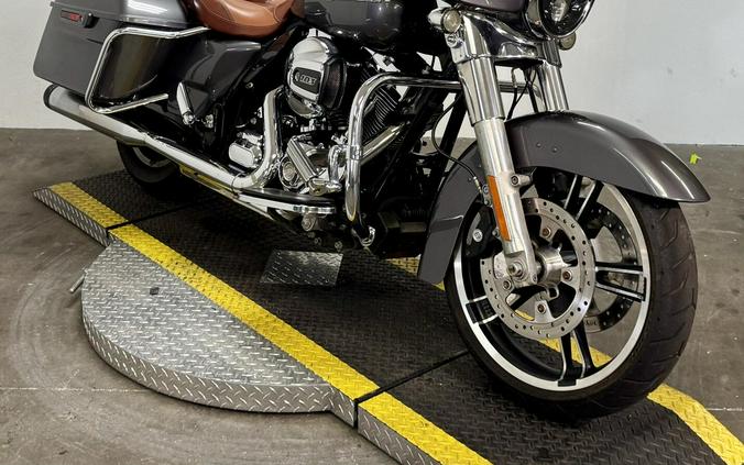 FLHX 2014 Street Glide®